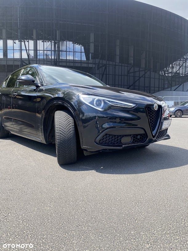 Alfa Romeo Stelvio 2.0 Turbo Veloce Q4 - 1