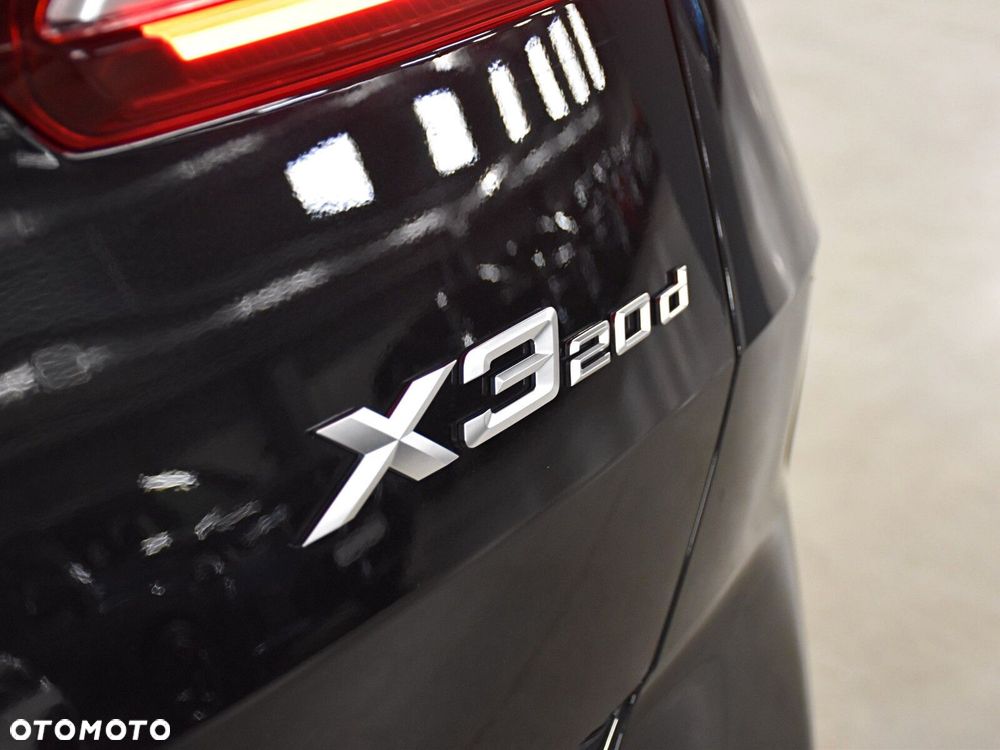 BMW X3 xDrive20d mHEV - 35