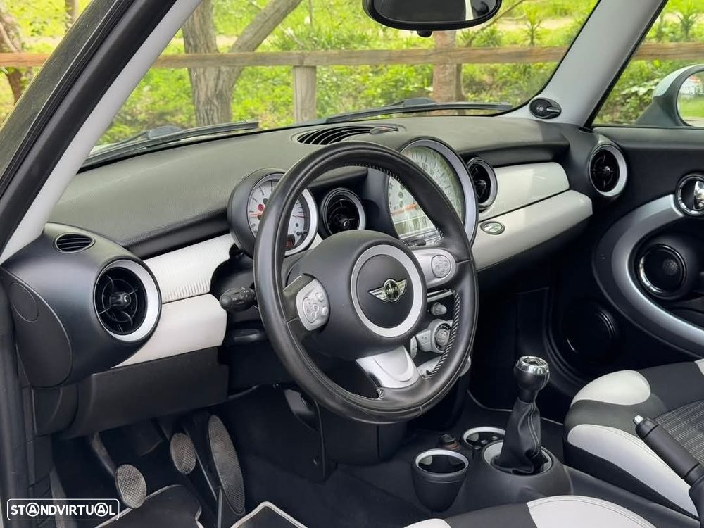MINI 3 Portas - 19