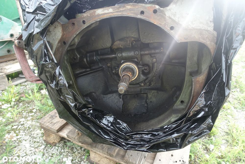 SKRZYNIA BIEGÓW TRAKTOR CIĄGNIK DEUTZ D 4006 - 2