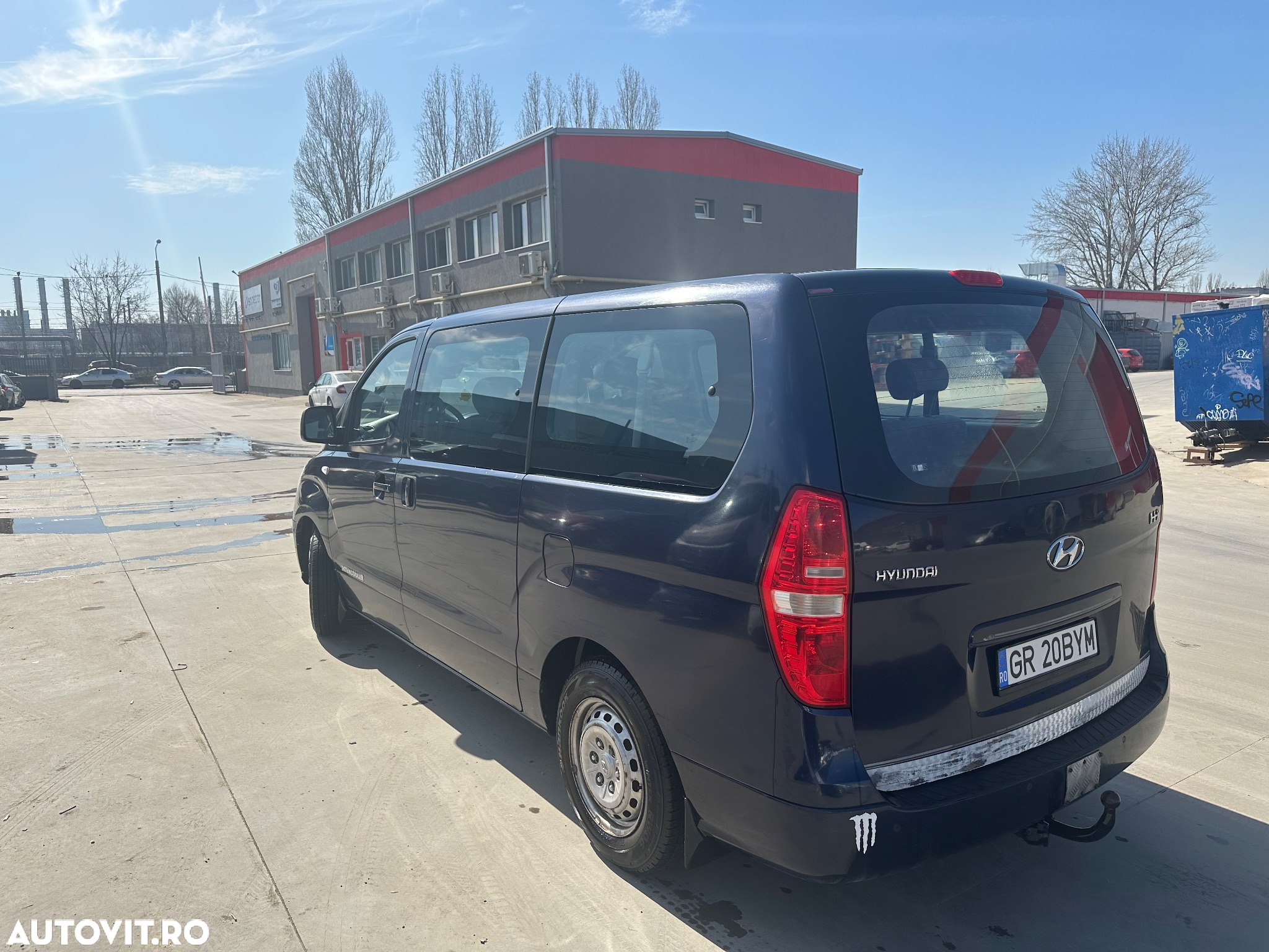 Hyundai H-1 2.5 CRDi Travel Comfort - 3