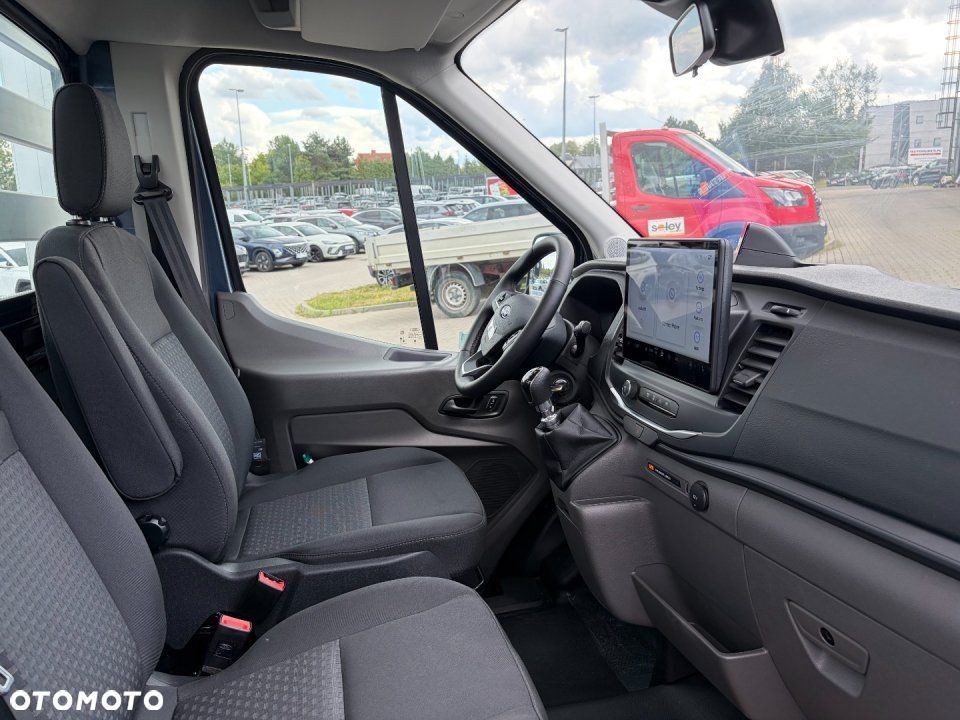 Ford Transit - 10