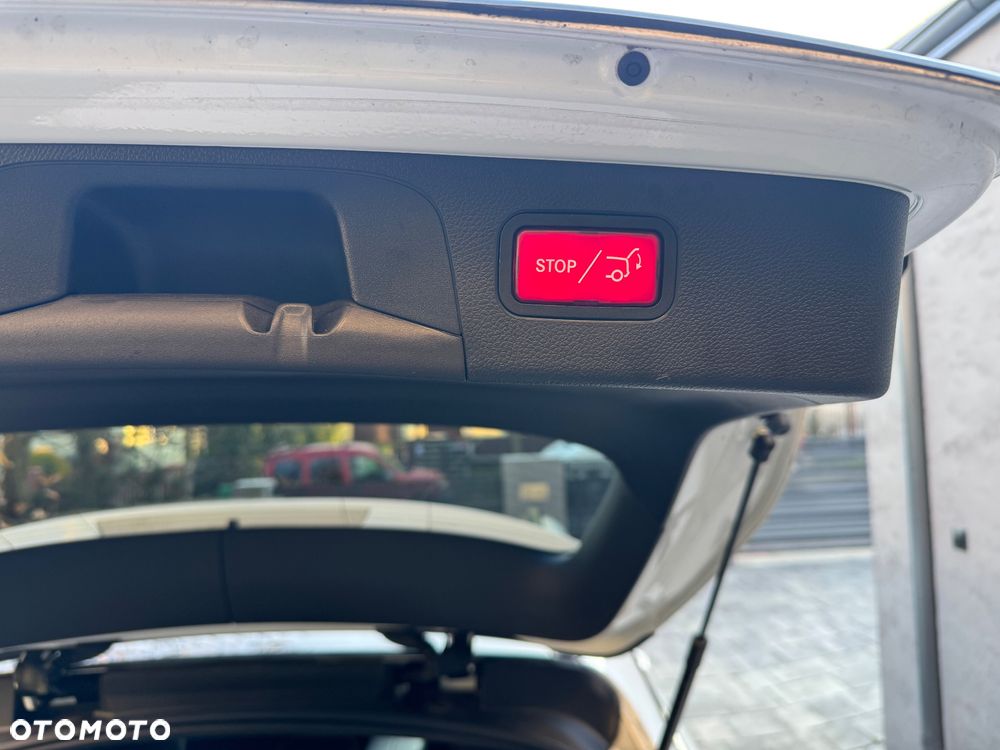 Mercedes-Benz GLC 250 d 4Matic 9G-TRONIC - 14