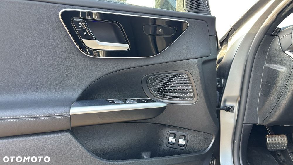 Mercedes-Benz Klasa C 300 e T 9G-TRONIC AMG Line Advanced - 31