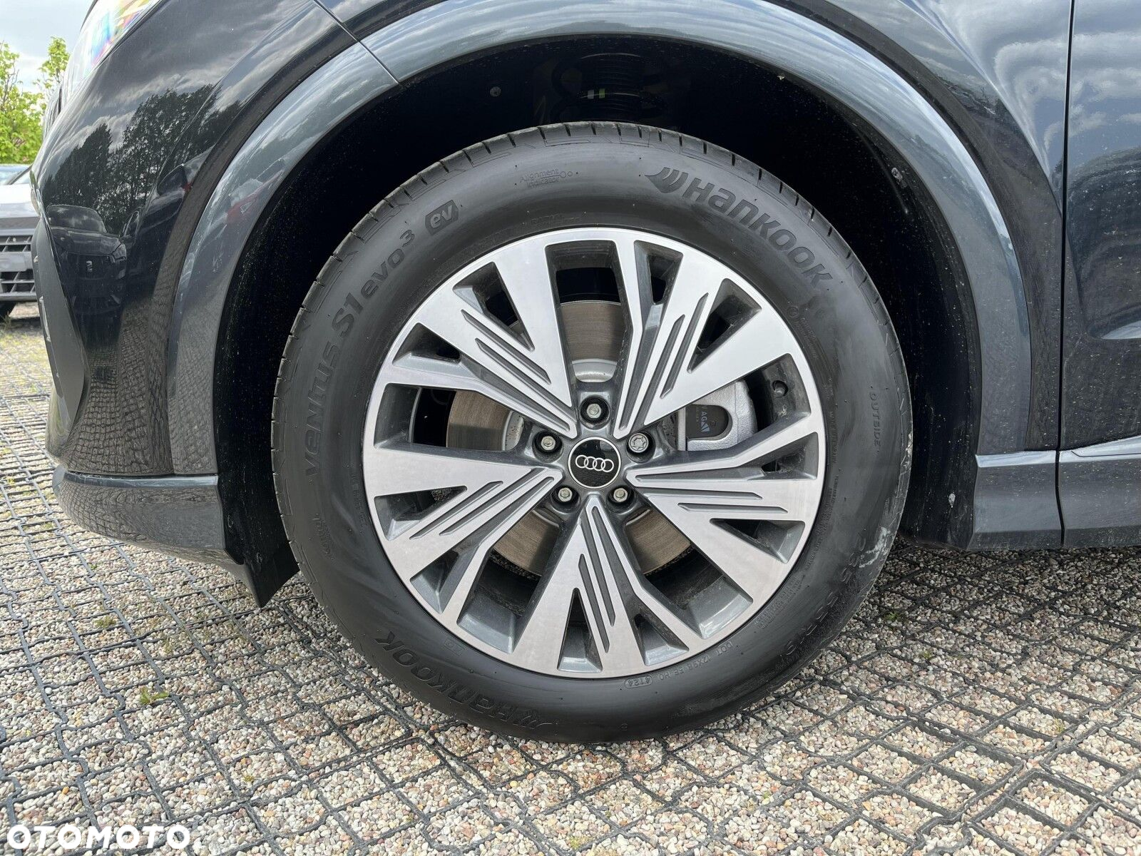 Audi Q4 e-tron - 10