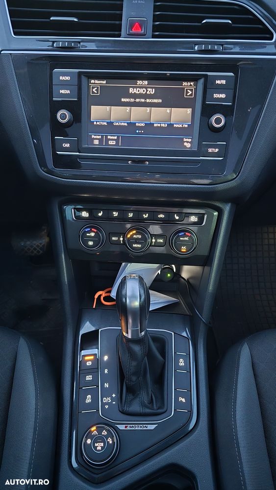 Volkswagen Tiguan 2.0 TDI 4Mot DSG Comfortline - 10
