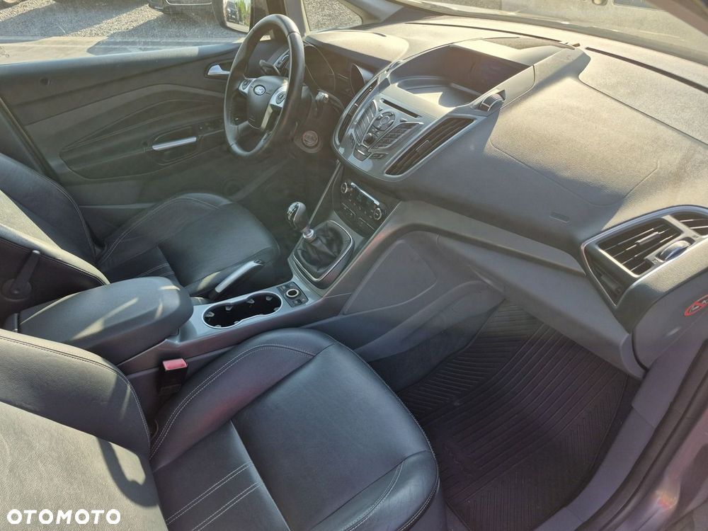 Ford Grand C-MAX - 14