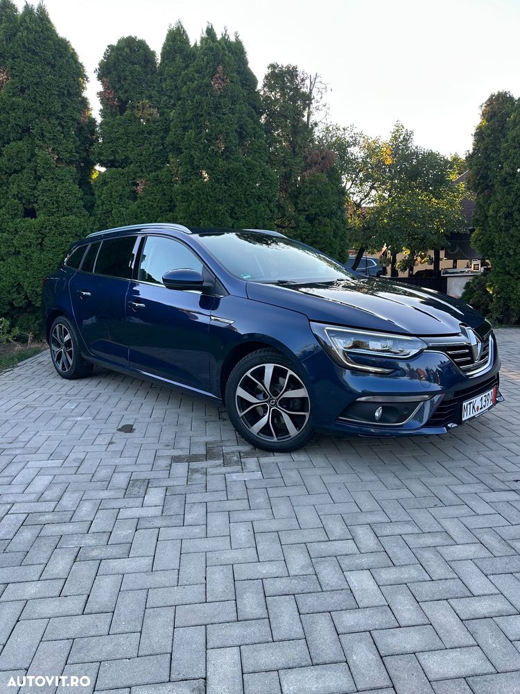 Renault Megane ENERGY dCi 130 Start & Stop Bose Edition - 11