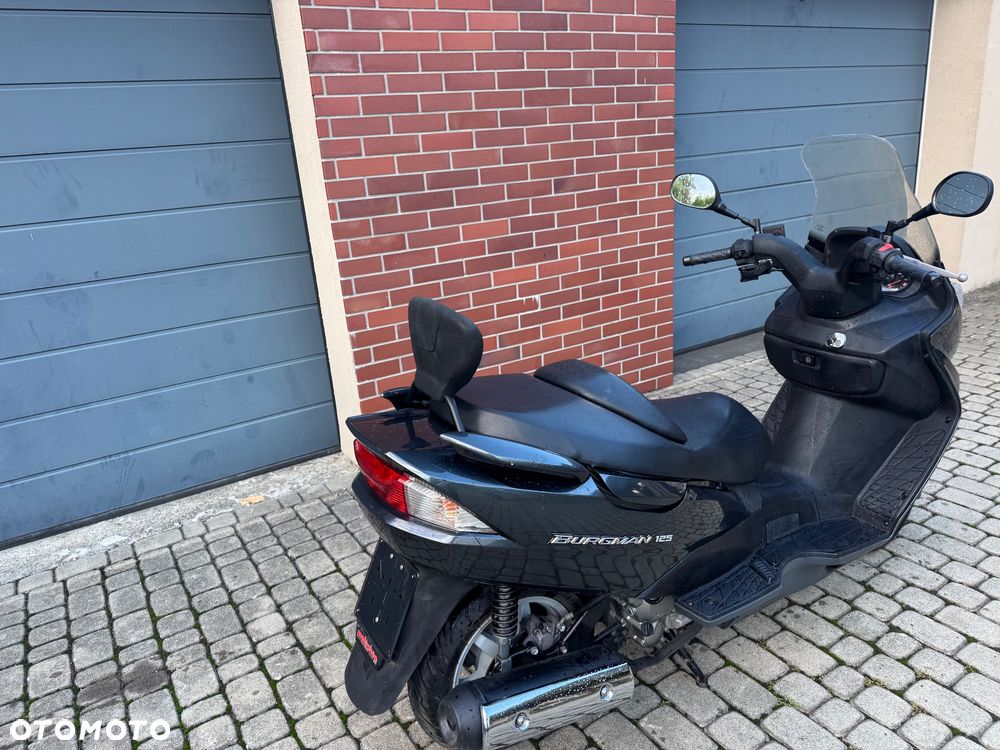 Suzuki Burgman - 17