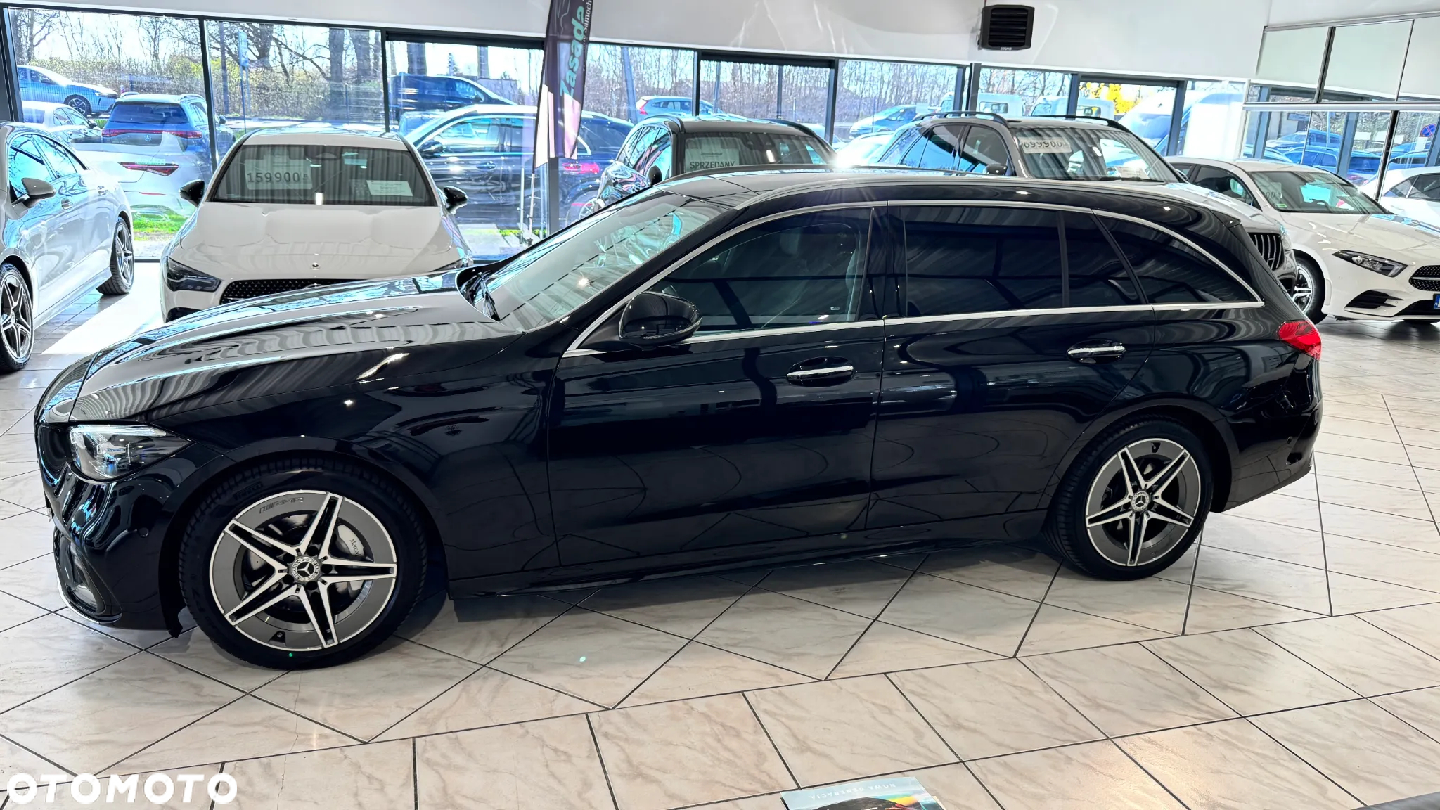 Mercedes-Benz Klasa C 220 d mHEV AMG - 3