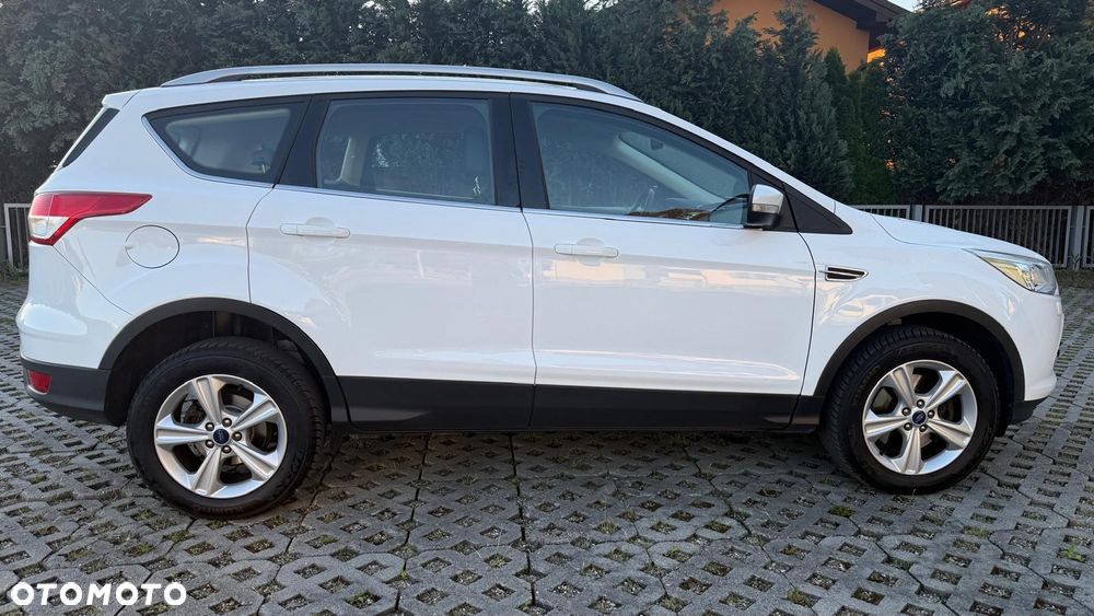 Ford Kuga 2.0 TDCi 4WD Titanium - 27