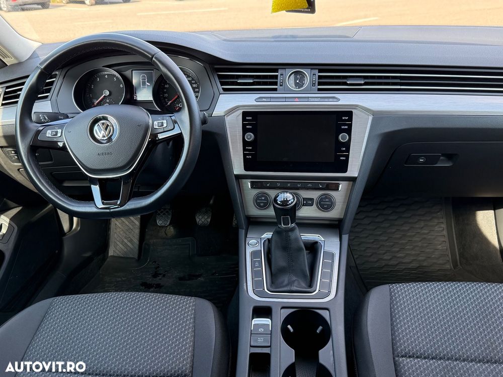 Volkswagen Passat 1.4 TSI Trendline - 9