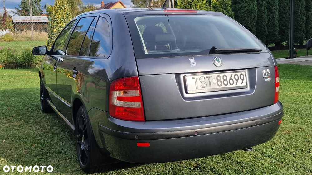 Skoda Fabia 2006 photo 4
