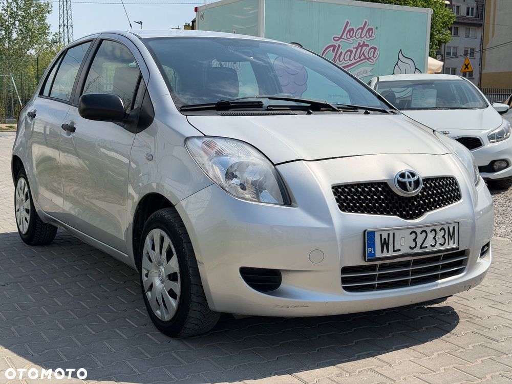 Toyota Yaris 1.3 Luna - 7