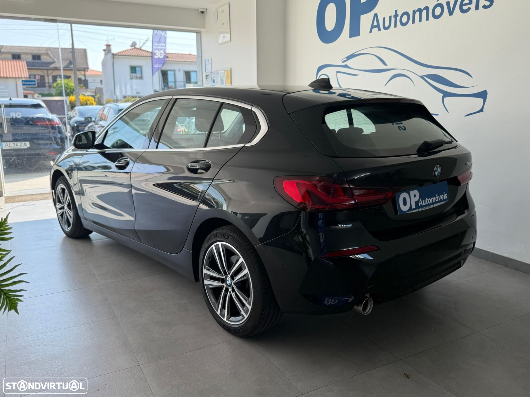 BMW 116 i Advantage - 3
