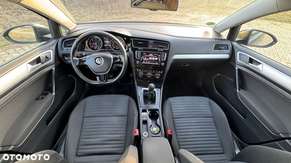 Volkswagen Golf 2.0 TDI BlueMotion Technology Cup - 19