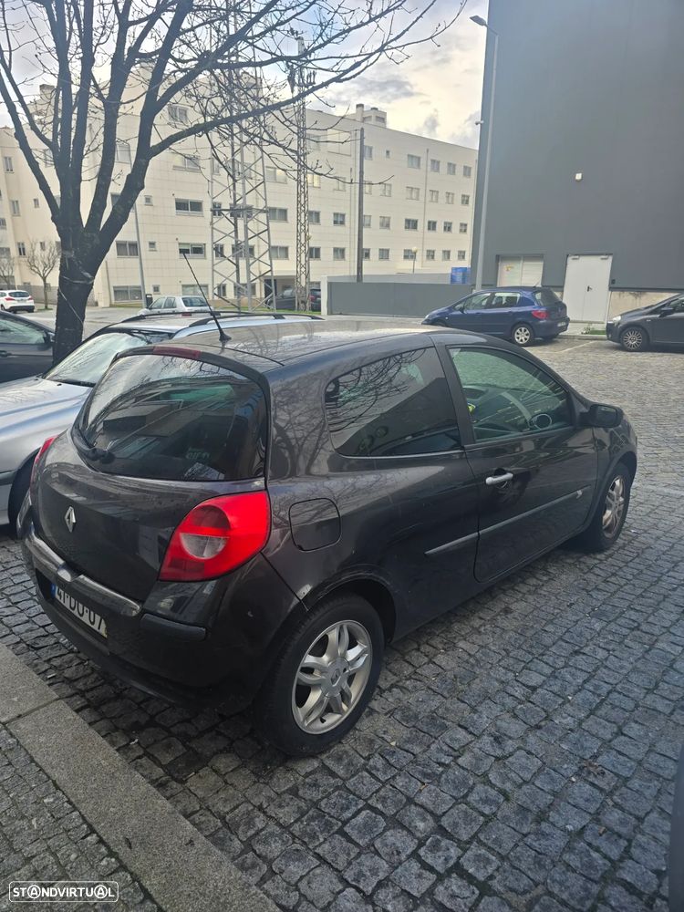 Renault Clio 1.5 dCi Dynamique - 9