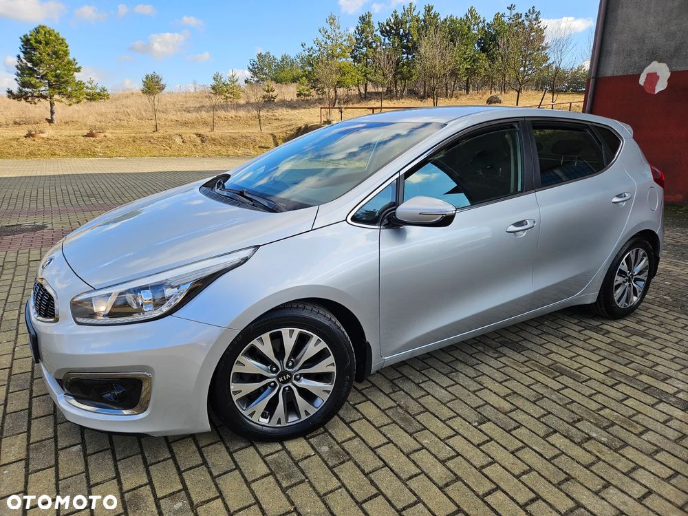 Kia Ceed 1.6 GDI L Business Line - 2