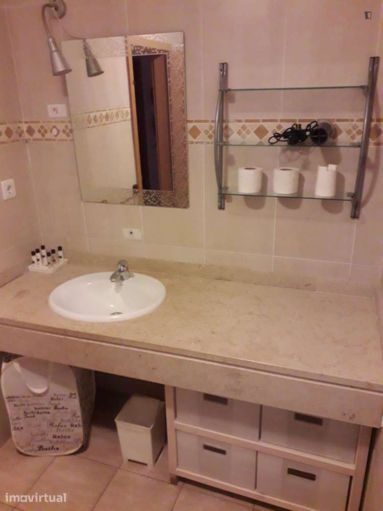 Apartamento com 3 quartos - localizado em Portimao - Grande imagem: 3/9