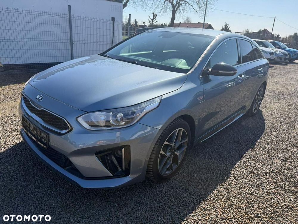 Kia ProCeed - 2