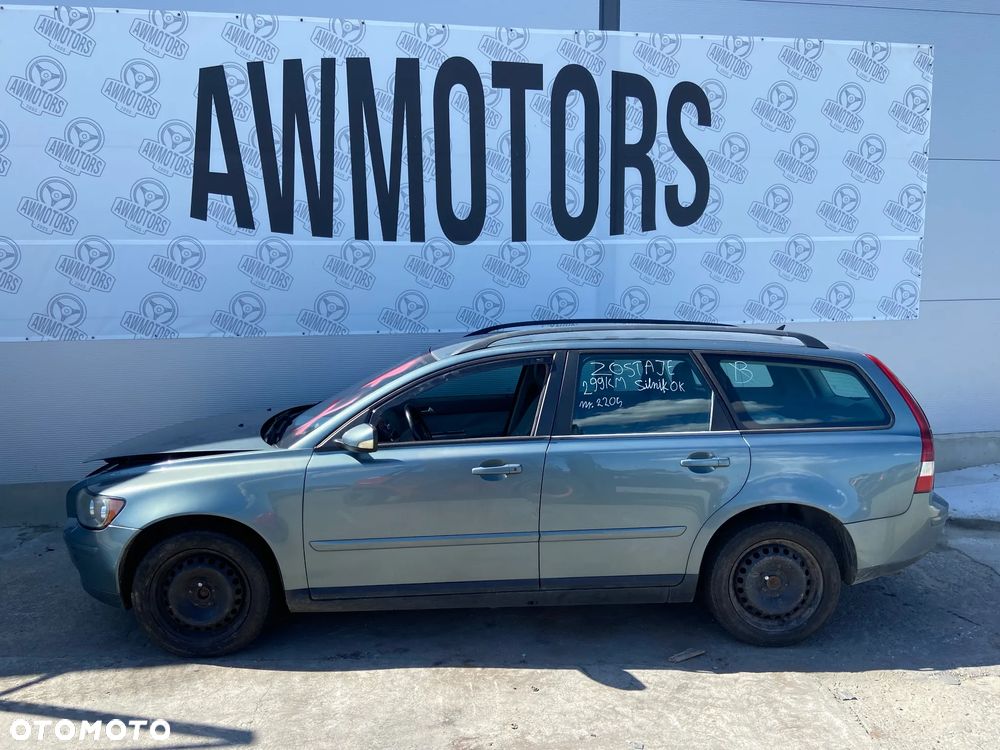 VOLVO V50 2004 *SAMOCHÓD NA CZĘŚCI* 2205 MASKA, LAMPA, DRZWI, LUSTERKO, ZDERZAK, GRILL, BŁOTNIK, KLAPA, BELKA, DESKA, FOTELE, KANAPA, ĆWIARTKA, KIEROWNICA, TARCZE, ZACISKI, ZAWIESZENIE, KOMPLETNY PRZÓD, KOMPLETNY TYŁ, LICZNIK, ZEGARY, PRAWE LEWE PRZÓD TYŁ - 3