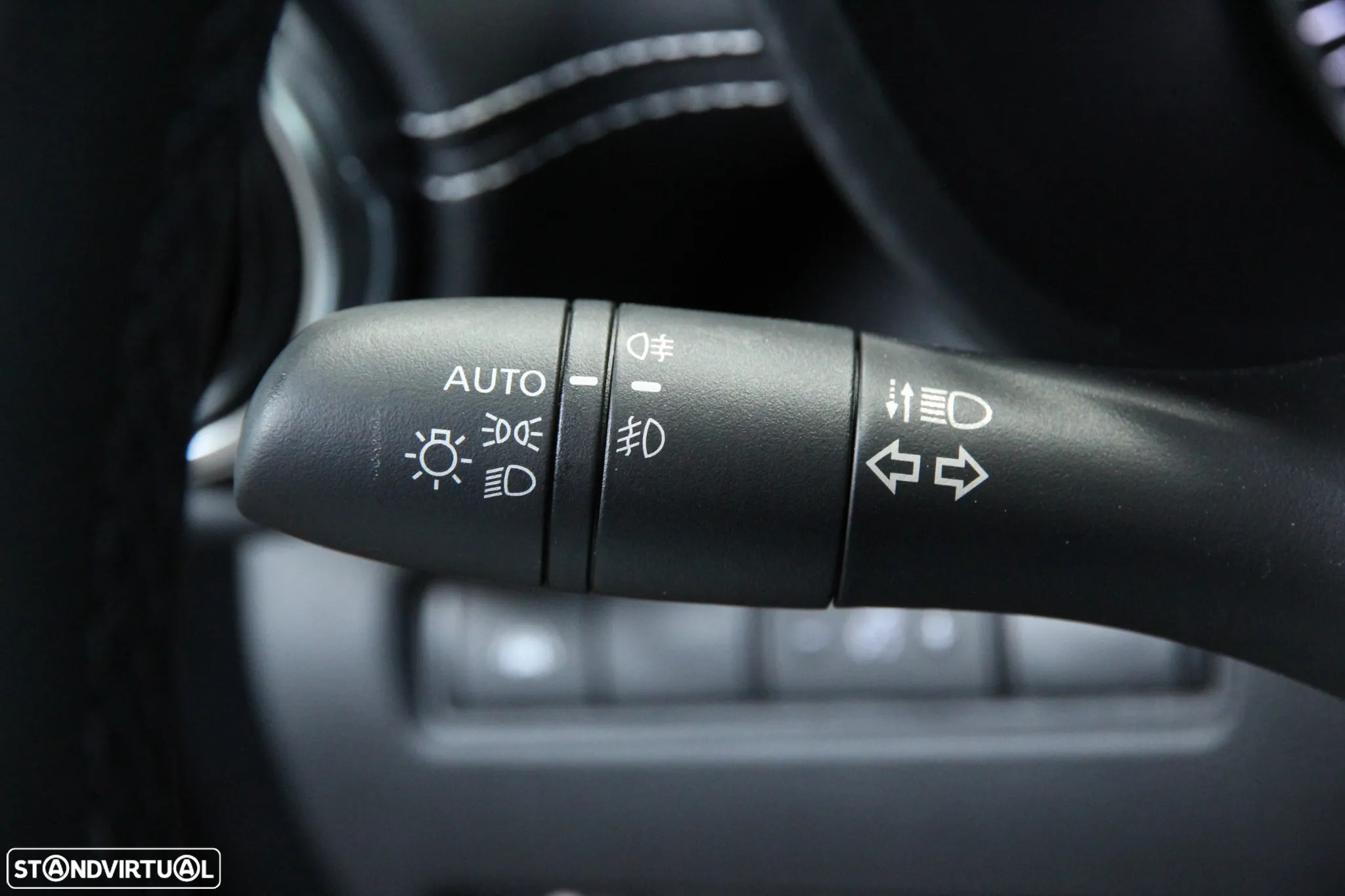 Nissan Juke 1.0 DIG-T N-Connecta NAV. DCT - 18