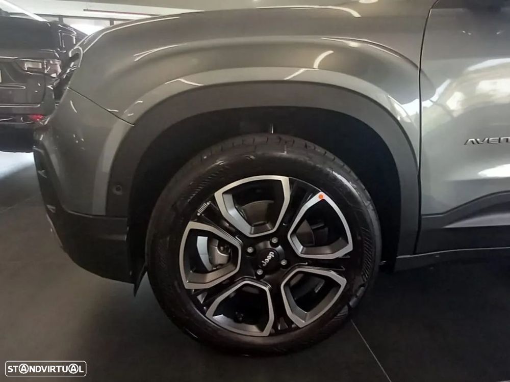 Jeep Avenger 1.2 e-Hybrid Altitude DCT - 11