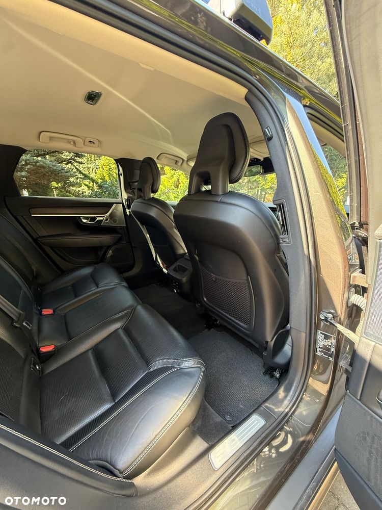 Volvo V90 Cross Country D5 AWD Pro - 20