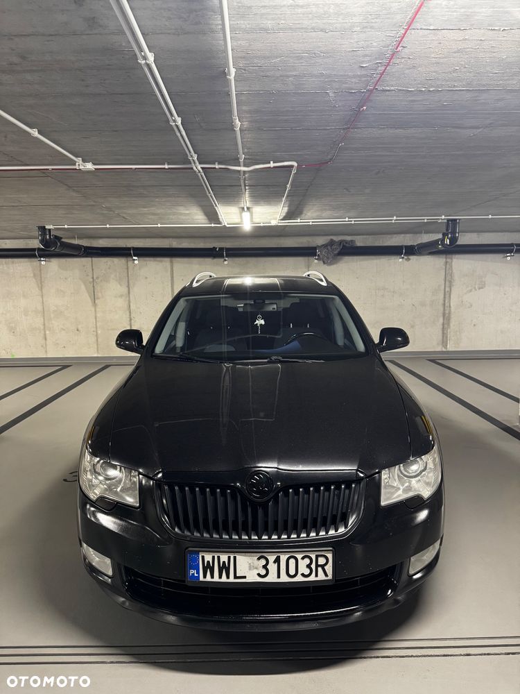 Skoda Superb 2.0 TDI Ambition DSG - 2