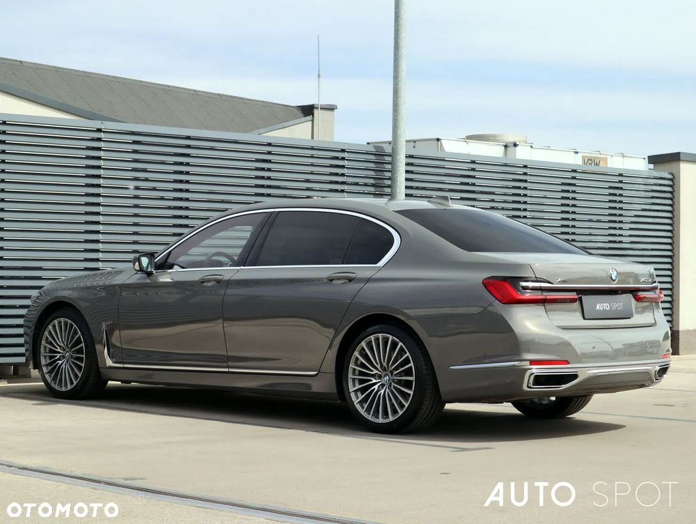 BMW Seria 7 740Ld xDrive sport - 4