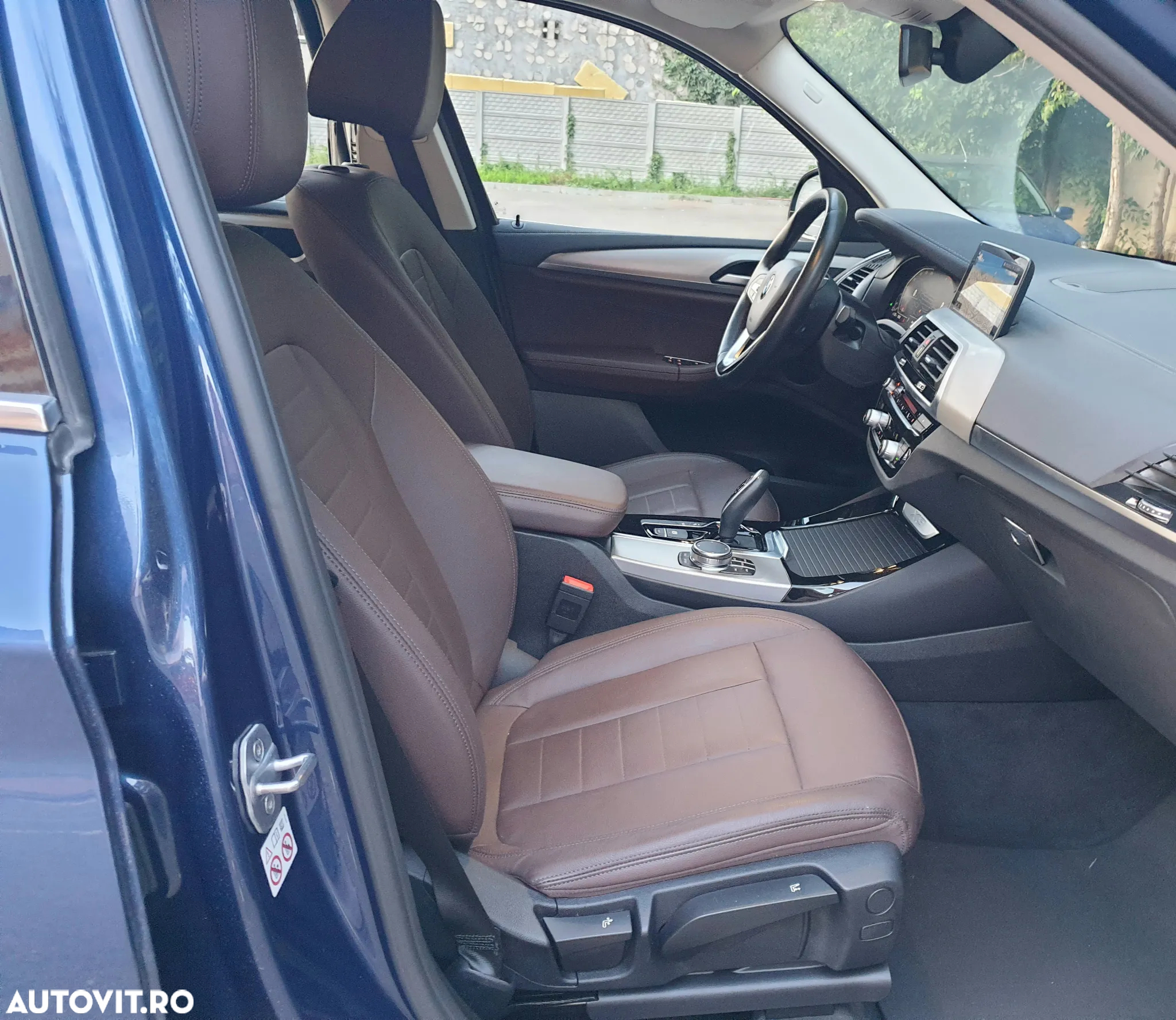 BMW X3 xDrive20d AT Luxury Line - 8