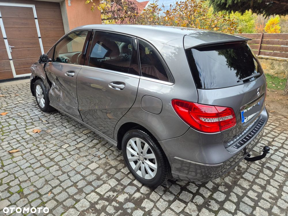 Mercedes-Benz Klasa B 180 d 7G-DCT Edition - 6