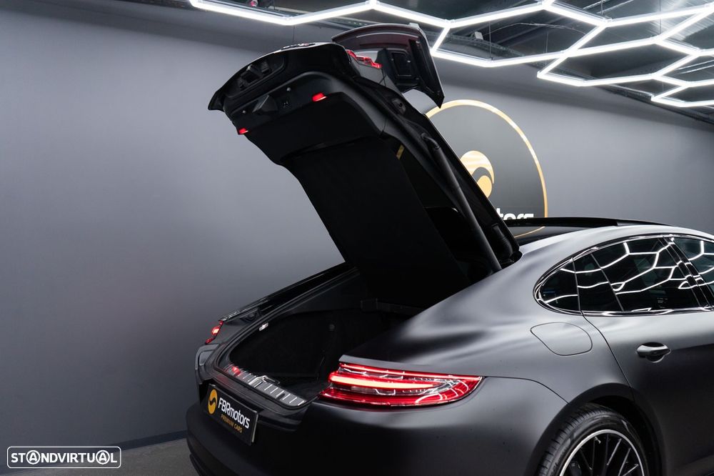 Porsche Panamera Turbo S E-Hybrid - 21