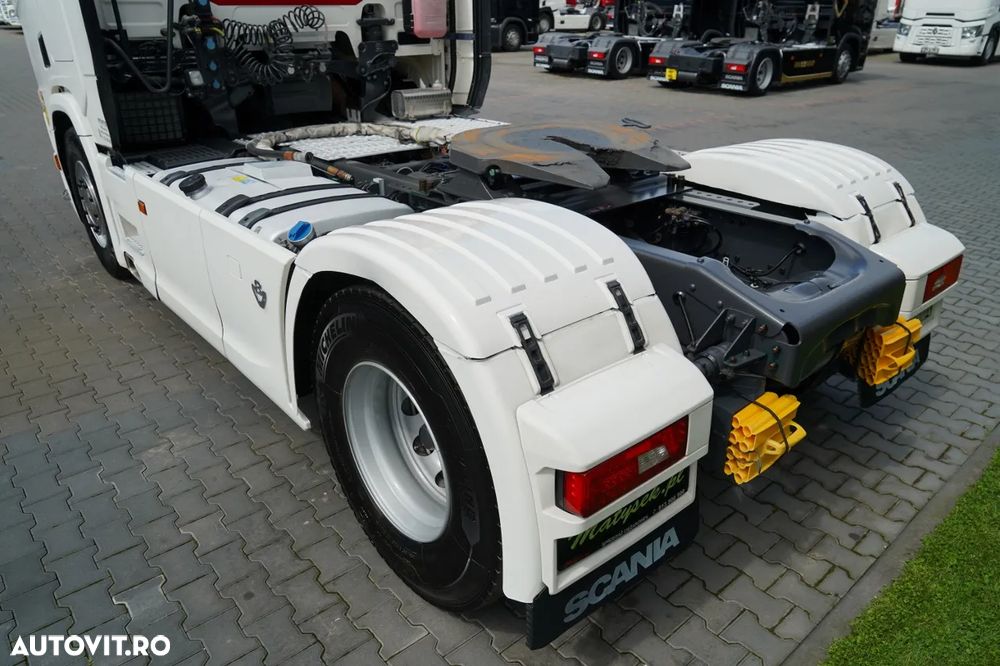 Scania R 520 / V8 / SISTEM HIDRAULIC / RETARDER / I-PARK COOL / ADR AT / TOATE AIRBAGURILE / EURO 6 - 13
