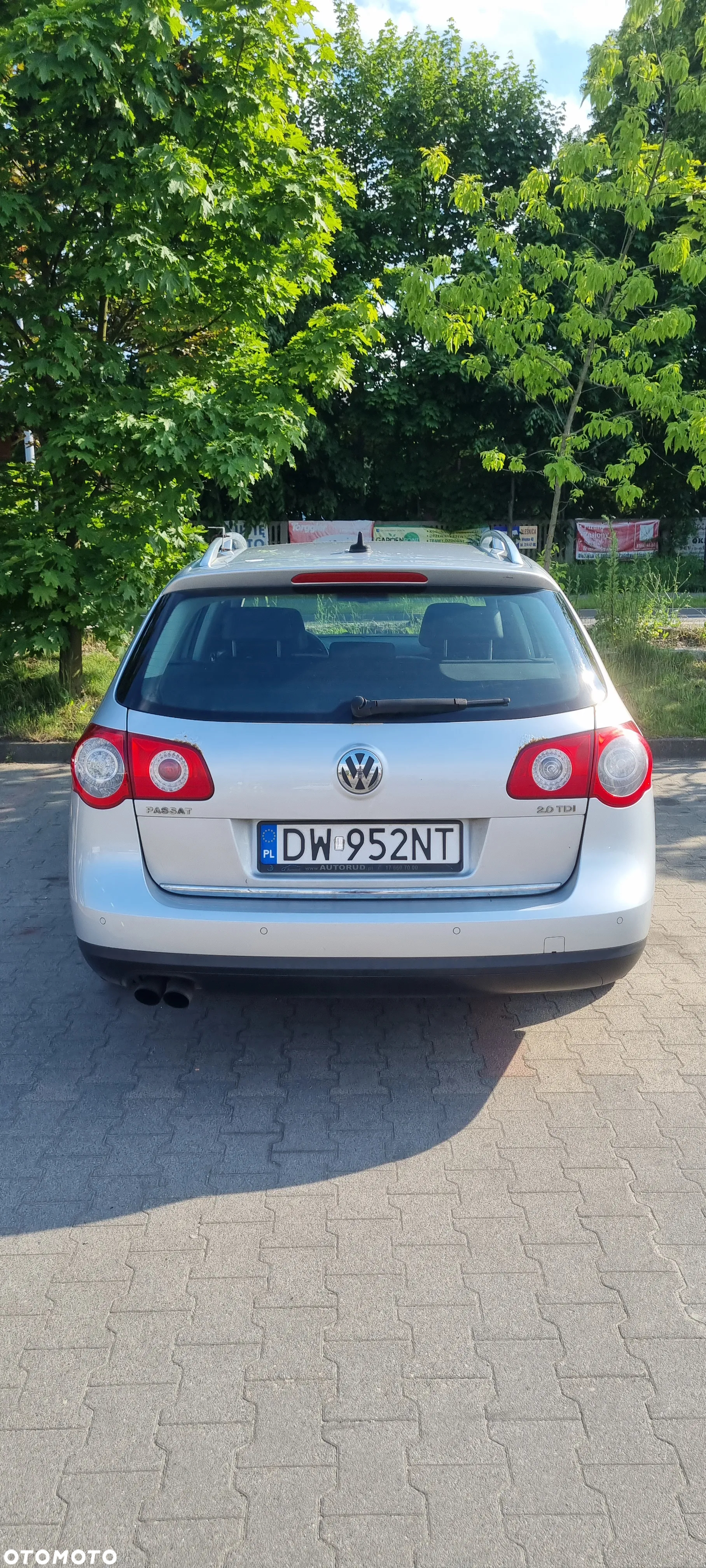 Volkswagen Passat 2.0 TDI DPF Highline - 5