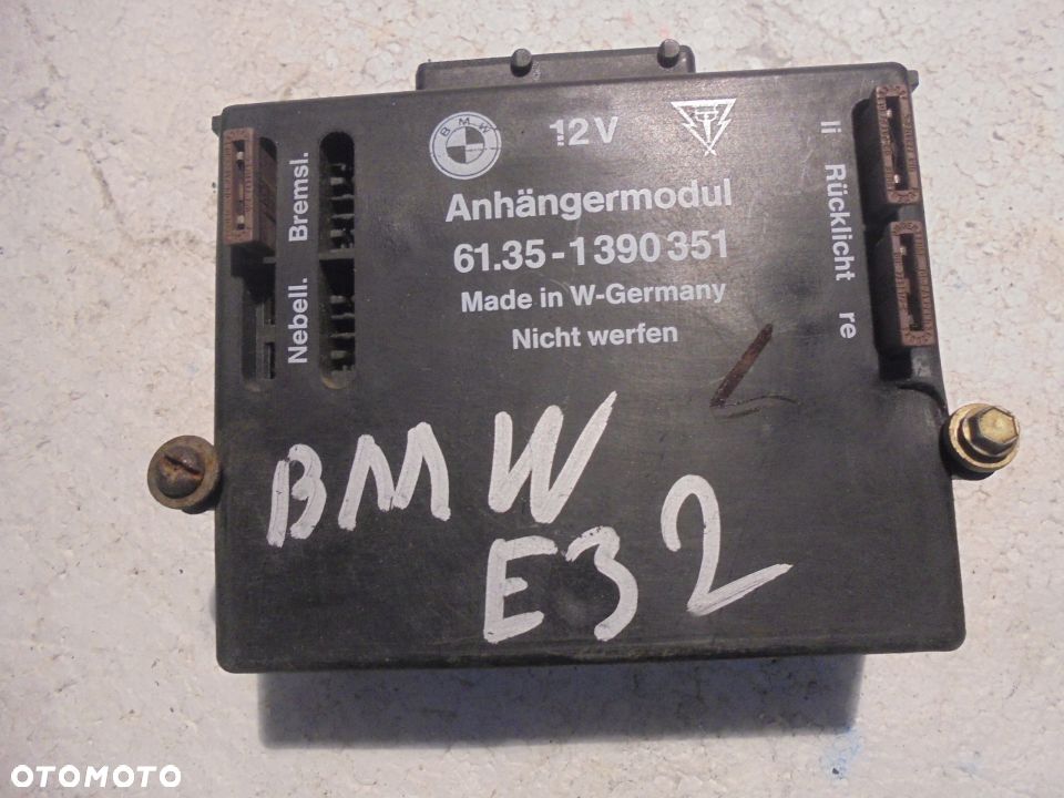 BMW E34 E32 MODUŁ HAKA 61351390351