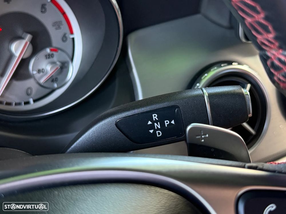 Mercedes-Benz GLA 180 d 7G-DCT AMG Line - 34