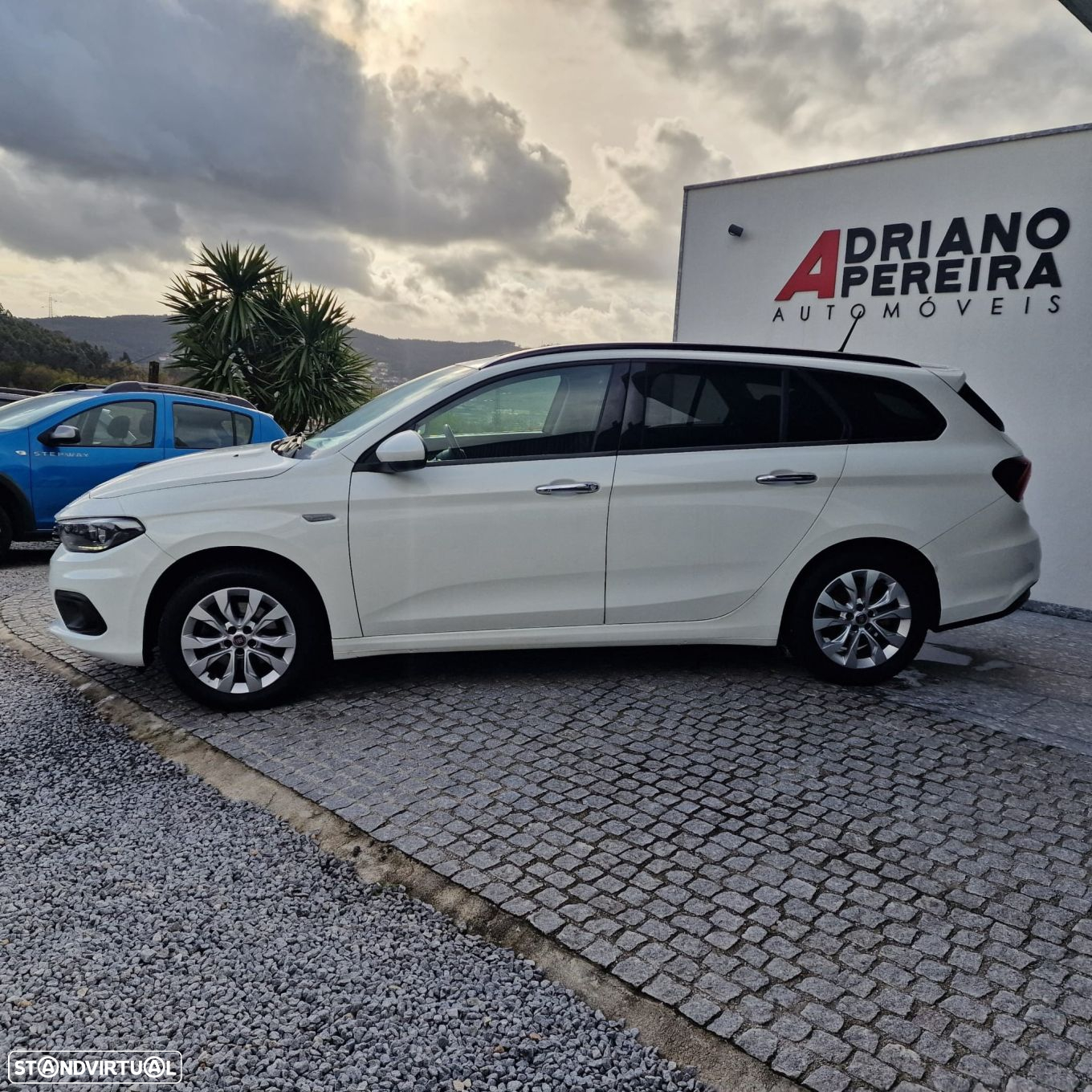 Fiat Tipo Station Wagon 1.3 M-Jet Lounge - 12