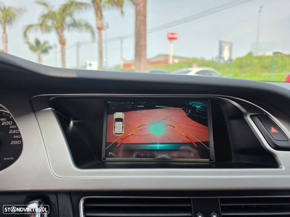 Audi A4 Avant 2.0 TDi S-line - 31