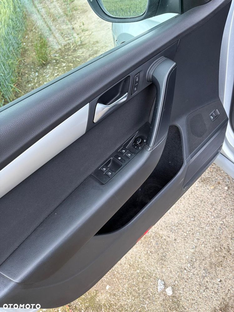 Volkswagen Passat 2.0 TDI Highline DSG - 10
