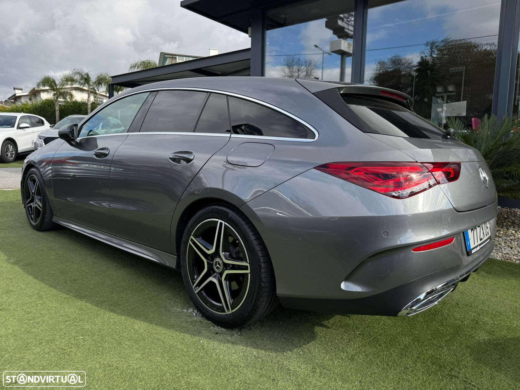 Mercedes-Benz CLA 180 d Shooting Brake AMG Line Aut. - 12
