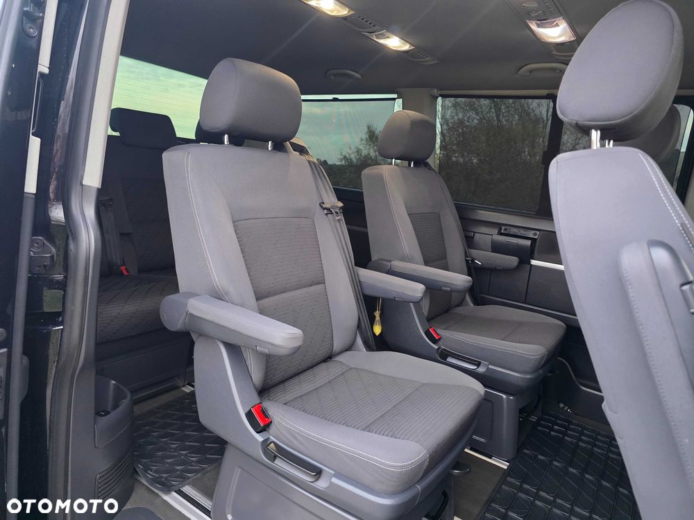 Volkswagen Multivan - 8