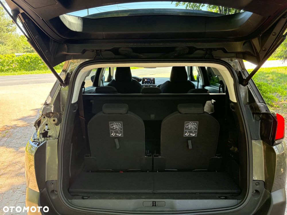 Peugeot 5008 - 21