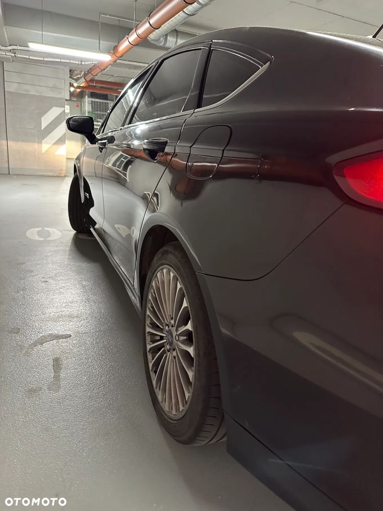 Ford Mondeo - 8