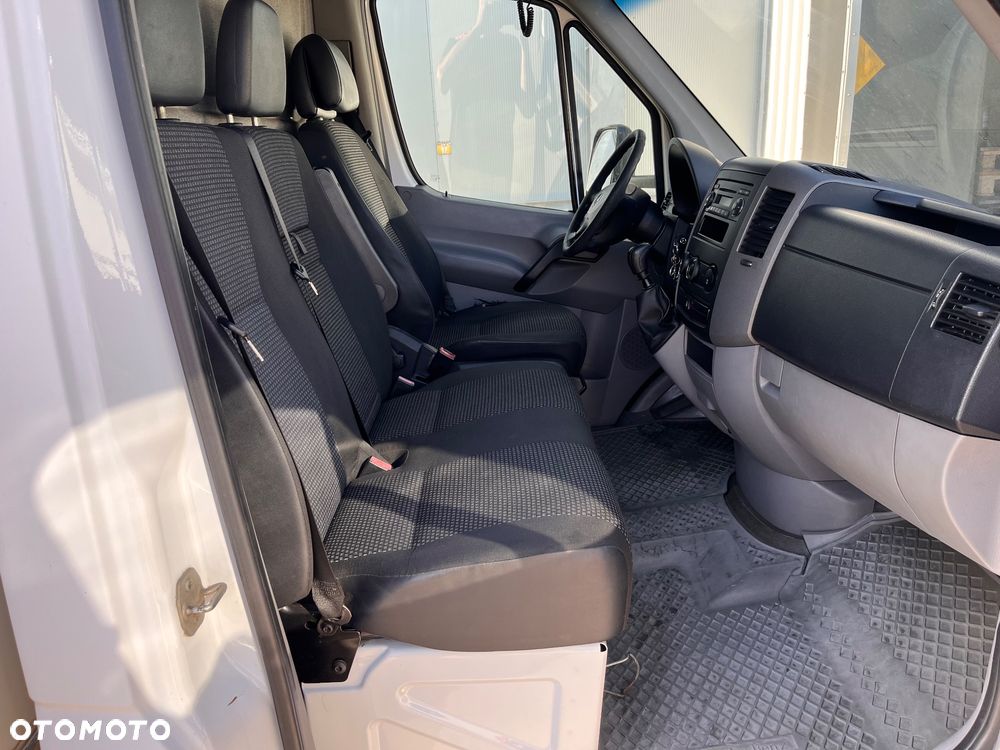 Mercedes-Benz Sprinter - 5
