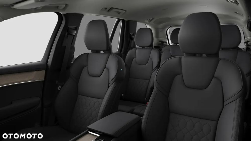 Volvo XC 90 - 9