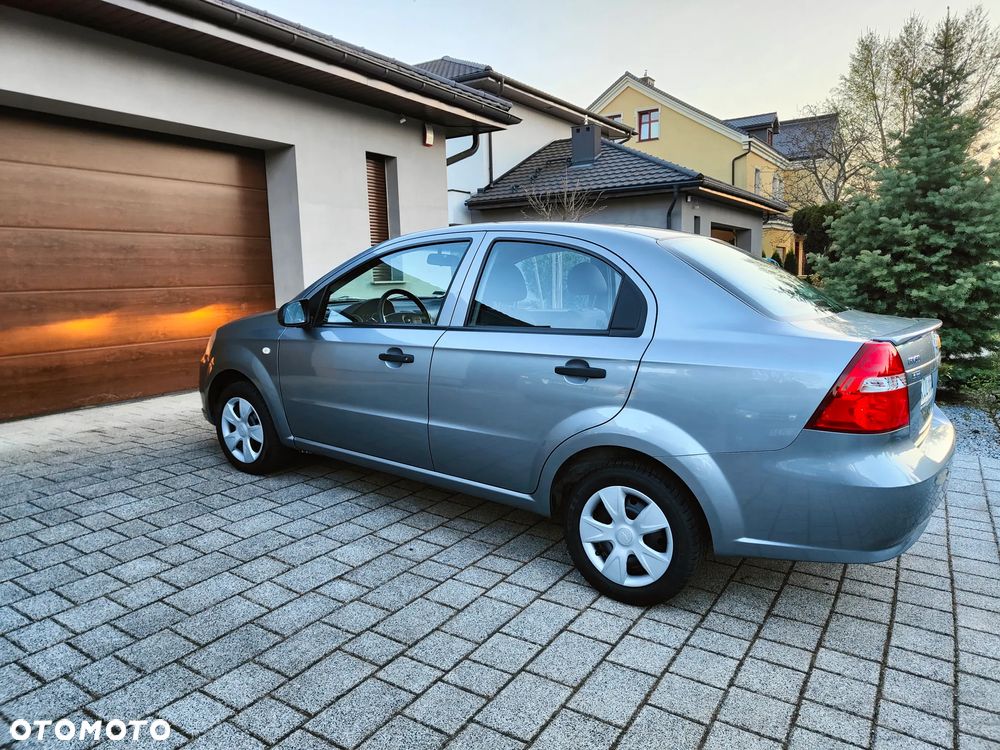 Chevrolet Aveo 1.2 16V Base (swo,klm) - 23