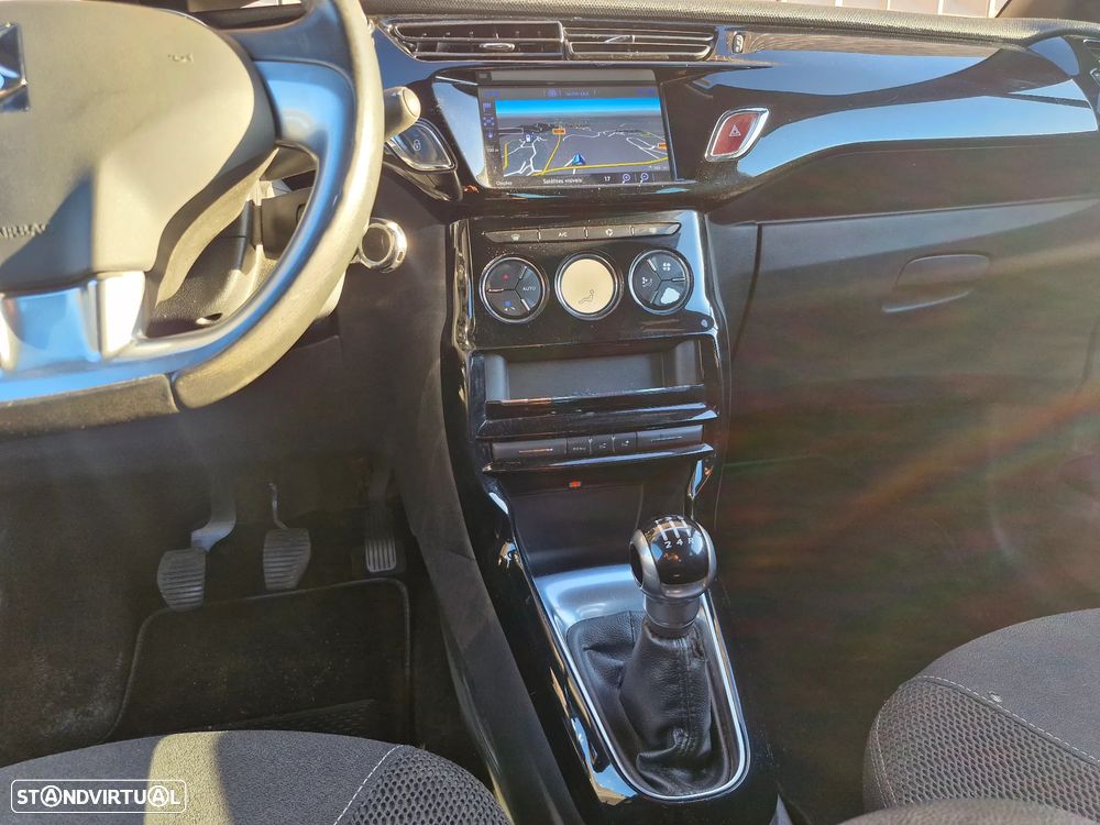 DS DS3 BlueHDi 100 SoChic - 10