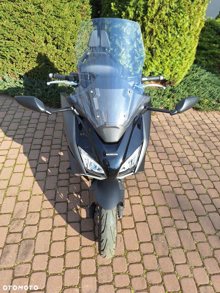 Honda NSS - 23