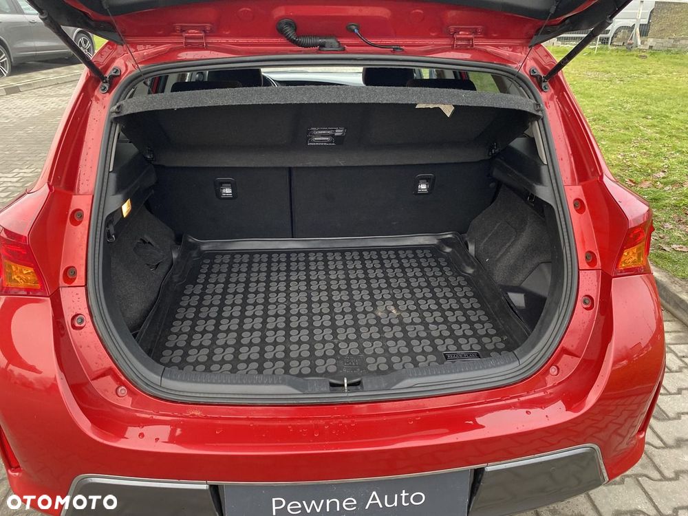 Toyota Auris - 23